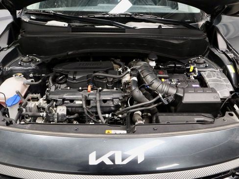 Used 2024 Kia Seltos X-Line image 18