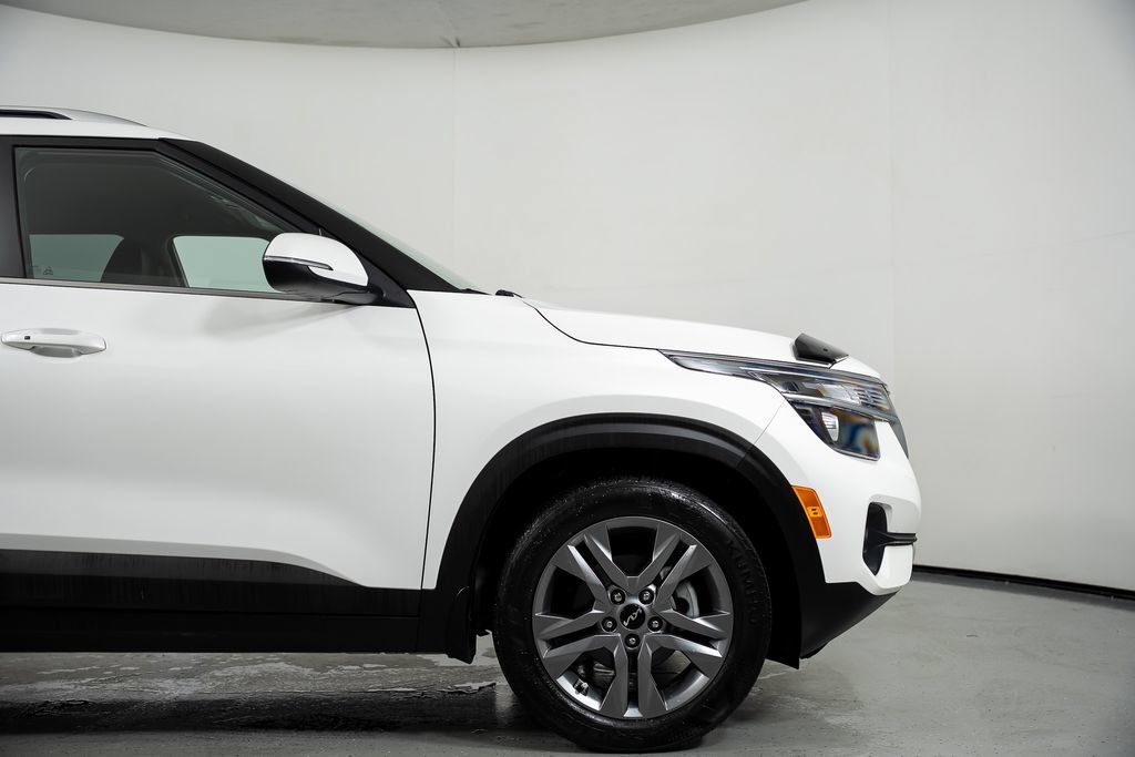 Used 2023 Kia Seltos S FWD image 4