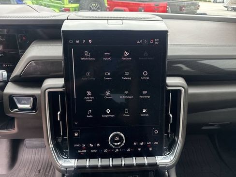 Used 2026 GMC Yukon Elevation w/ Elevation Premium Package AWD/4WD image 16
