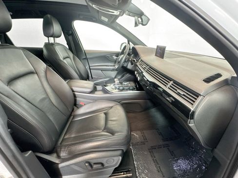 Used 2017 Audi Q7 3.0T Premium image 27