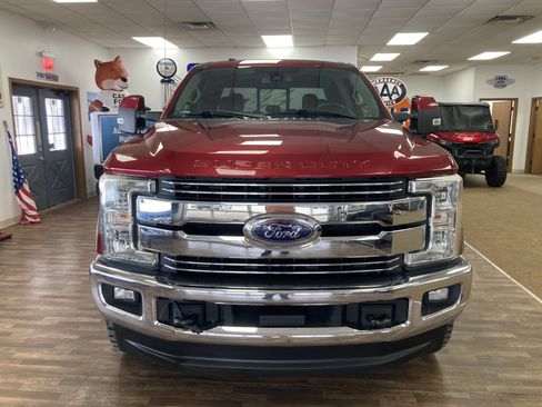 Used 2017 Ford F250 Lariat w/ Lariat Ultimate Package image 3