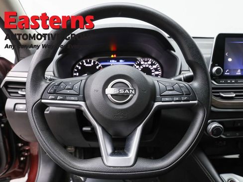 Used 2023 Nissan Altima 2.5 SV image 10