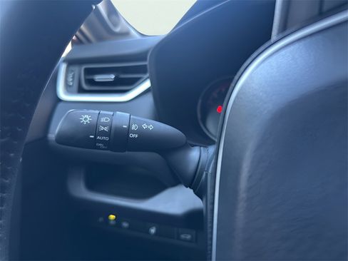 Used 2023 Toyota RAV4 XLE Premium image 24