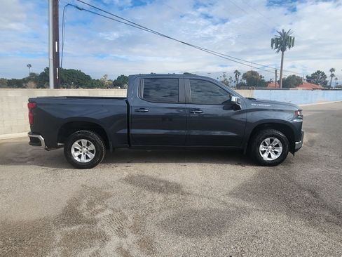 Used 2021 Chevrolet Silverado 1500 LT image 4