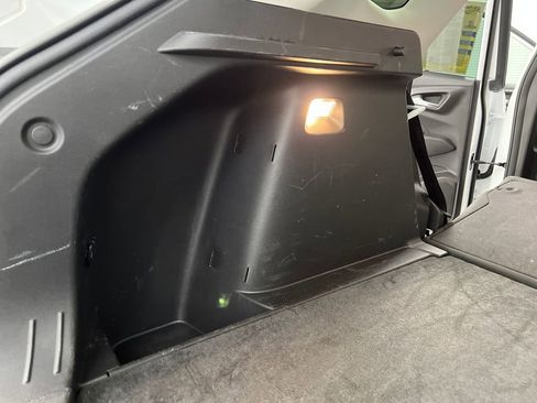 Used 2025 Chevrolet Trax LT w/ LT Convenience Package image 30