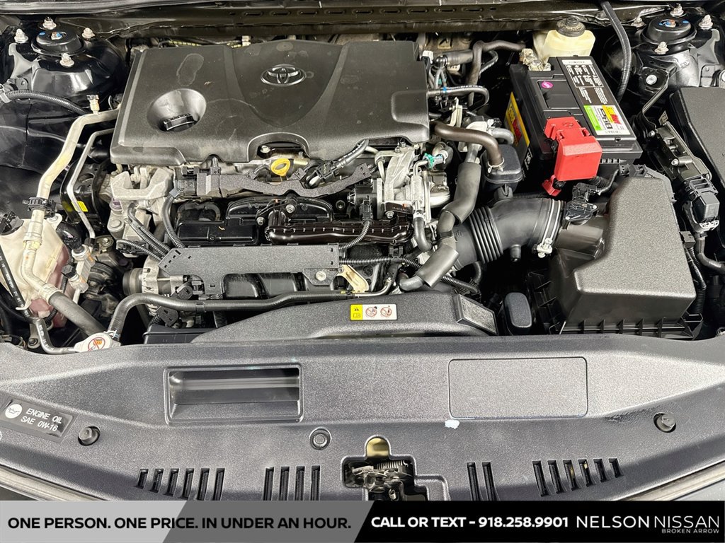 Used 2018 Toyota Camry SE w/ Audio Package FWD image 28