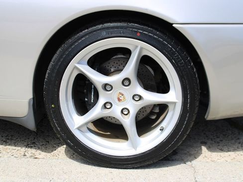 Used 2003 Porsche 911 Cabriolet image 33