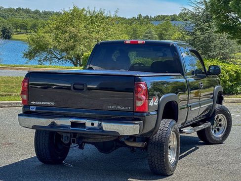 Used 2003 Chevrolet Silverado 2500 LT AWD/4WD image 11