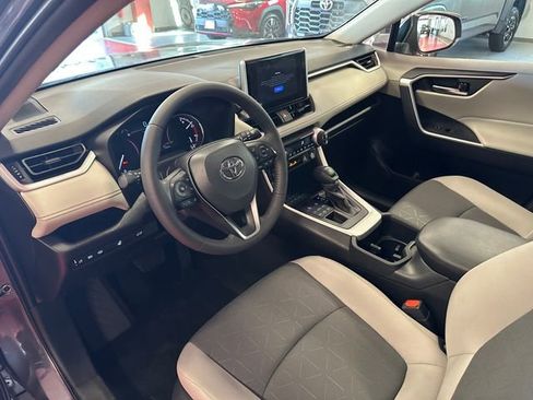 Certified 2025 Toyota RAV4 XLE w/ Convenience Package AWD/4WD image 11
