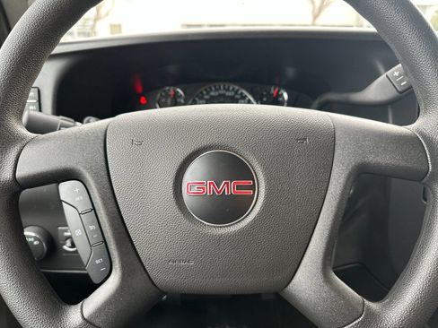 New 2025 GMC Savana 3500 w/ Driver Convenience Package RWD image 21