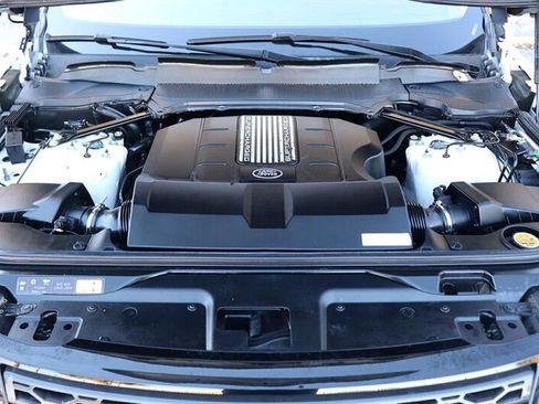 Used 2018 Land Rover Discovery SE image 48