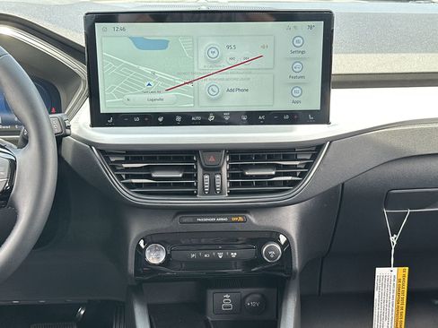 New 2025 Ford Escape SE w/ PHEV Premium Package image 3