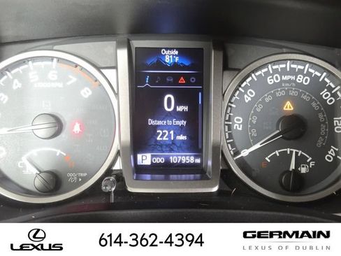 Used 2018 Toyota Tacoma SR5 RWD image 24