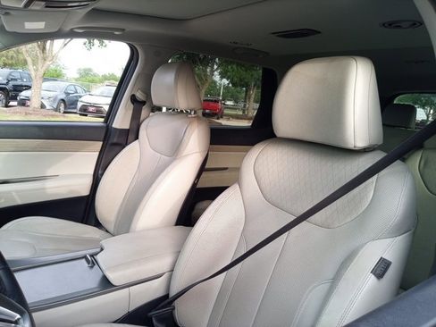 Used 2020 Hyundai Palisade SEL w/ Premium Package FWD image 13