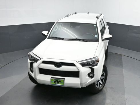 Used 2021 Toyota 4Runner SR5 image 37