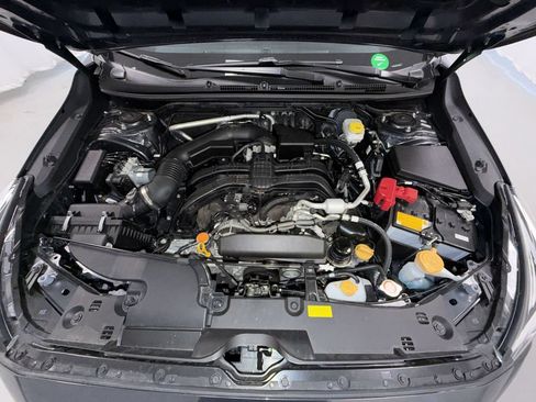 Used 2025 Subaru Crosstrek 2.5i Premium AWD/4WD image 21