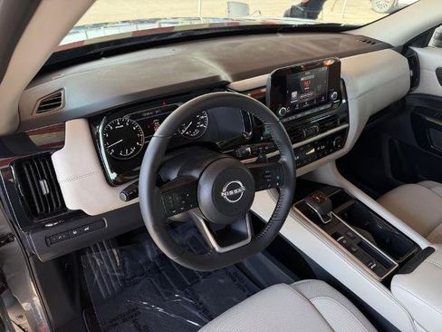Certified 2025 Nissan Pathfinder SV w/ Cargo Package FWD image 17