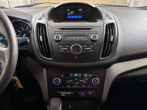 Used 2018 Ford Escape SE FWD image 17