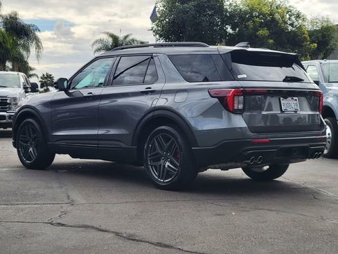 Used 2025 Ford Explorer ST w/ Sun And Sound Package image 2