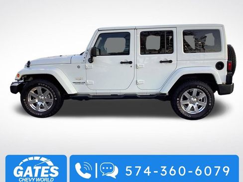 Used 2013 Jeep Wrangler Unlimited Sahara w/ Connectivity Group AWD/4WD image 6
