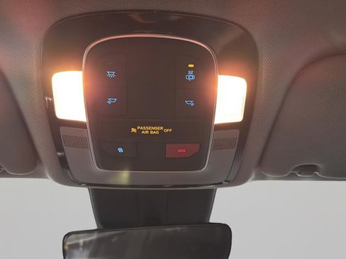 Used 2023 Hyundai Santa Fe SEL image 21