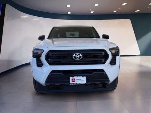 Certified 2025 Toyota Tacoma SR image 8