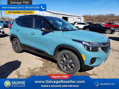Used 2024 Kia Seltos S AWD/4WD image 5