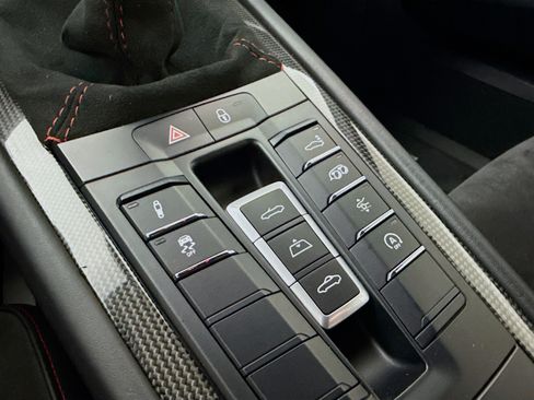 Certified 2019 Porsche 911 Carrera 4 GTS image 22
