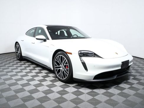 Certified 2022 Porsche Taycan 4S image 23