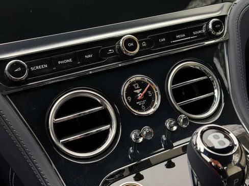 Used 2022 Bentley Continental GT Speed image 26
