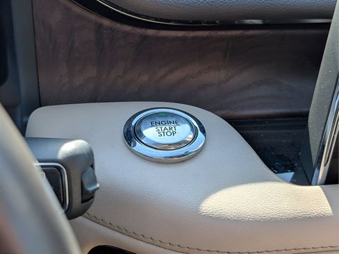 Used 2023 Lincoln Aviator Reserve w/ Equipment Group 201A RWD image 24