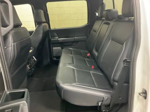 Used 2025 Ford F150 Lariat AWD/4WD image 13