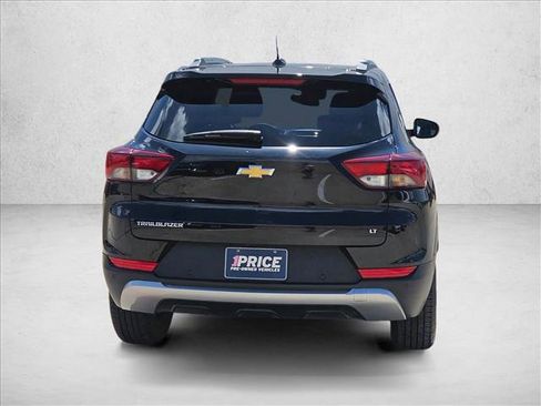 Used 2023 Chevrolet TrailBlazer LT w/ Premium Seating Package FWD image 26