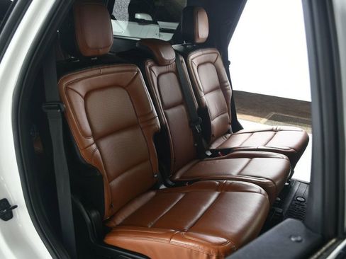 Used 2020 Lincoln Navigator Reserve w/ Luxury Package AWD/4WD image 39
