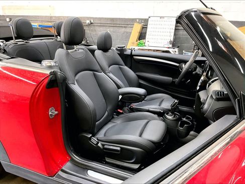 Used 2024 MINI Cooper S FWD image 10