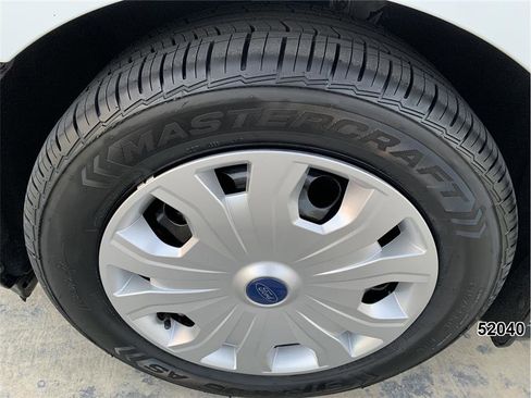 Used 2023 Ford Transit Connect XL image 22