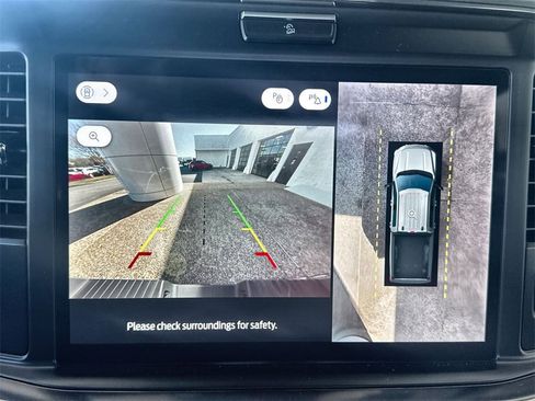 Used 2025 Ford F250 Lariat image 14