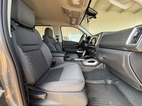 New 2026 Nissan Frontier SV image 21