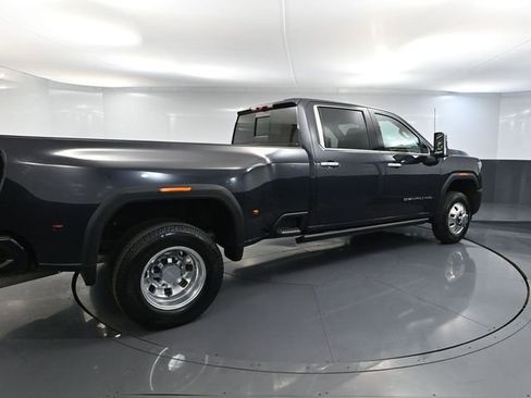 Used 2024 GMC Sierra 3500 Denali Ultimate image 6