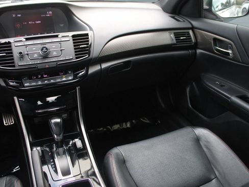 Used 2017 Honda Accord Sport Special Edition image 27