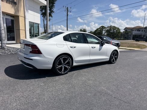 Certified 2025 Volvo S60 B5 Plus AWD/4WD image 3