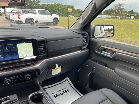 New 2026 Chevrolet Silverado 1500 LT Trail Boss w/ Convenience Package II AWD/4WD image 34