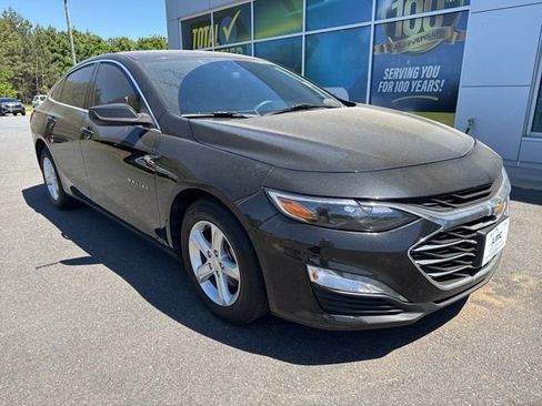 Used 2024 Chevrolet Malibu LT FWD image 1