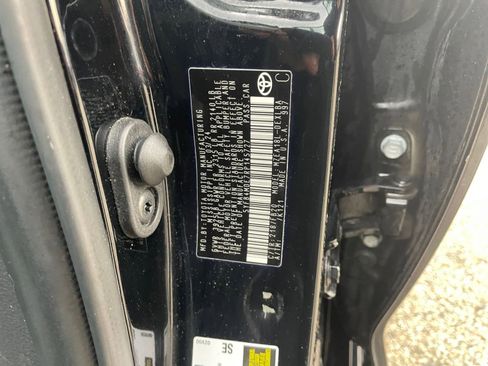 Used 2024 Toyota Corolla LE image 27