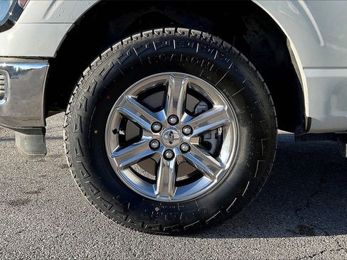 Used 2024 Ford F150 XLT w/ Tow/Haul Package image 8