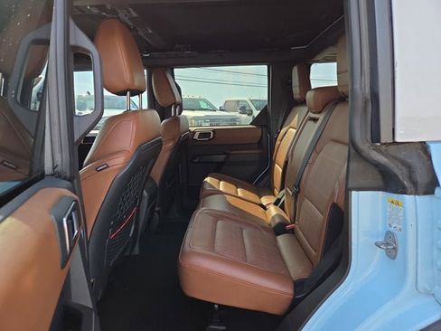 Used 2024 Ford Bronco Heritage Edition image 12