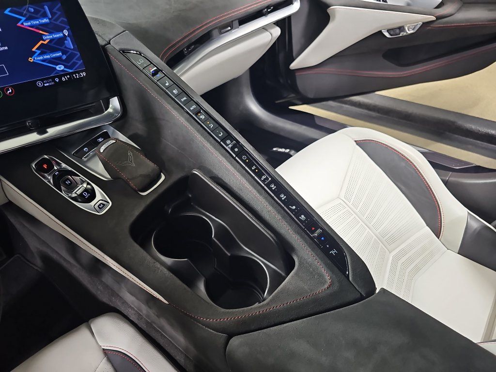 Certified 2023 Chevrolet Corvette Stingray Premium Conv w/ Z51 Performance Package RWD image 28