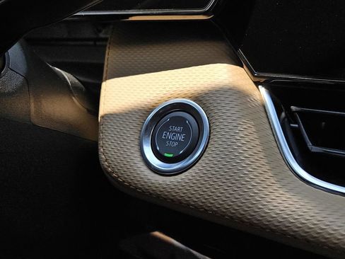 New 2026 Chevrolet Equinox ACTIV w/ Safety and Technology Package image 21