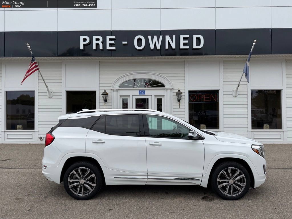 Used 2018 GMC Terrain Denali w/ Advanced Safety Package AWD/4WD image 4
