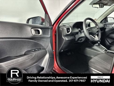 New 2026 Hyundai Venue SEL image 10